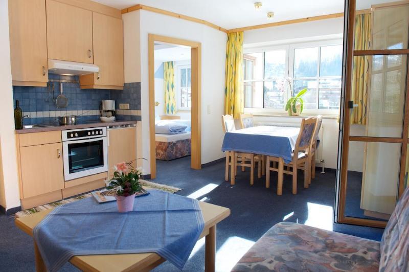 Appartement Muehle - Including Summercard, Sauna, Kaprun'S Largest Private Garden With Panoramic View Bagian luar foto
