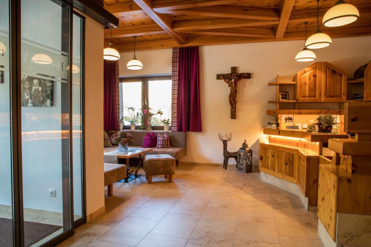 Appartement Muehle - Including Summercard, Sauna, Kaprun'S Largest Private Garden With Panoramic View Bagian luar foto