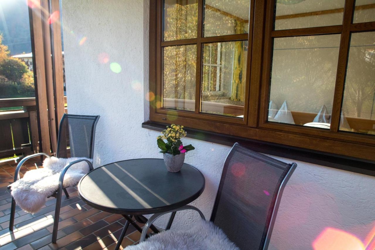 Appartement Muehle - Including Summercard, Sauna, Kaprun'S Largest Private Garden With Panoramic View Bagian luar foto